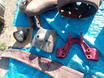 Jawa 350 perak,origo překryt karburace .tachometr 8000kč - 3