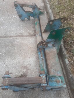 Nosič nářadí na RS09 - 3