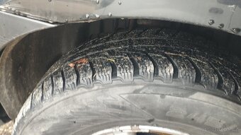 Kia Sorento 2,5 crdi 4x4 bez DPF - 3