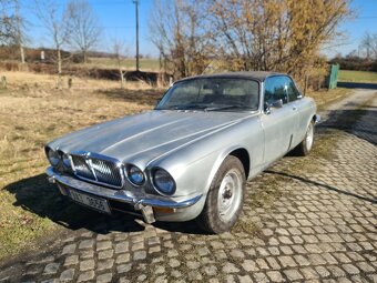 JAGUAR XJ 4.2 C - 3