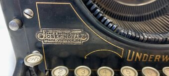 Starožitný psací stroj - 3