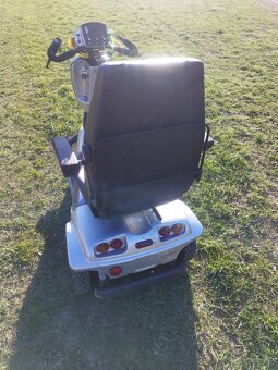 Elektrický invalidní vozík - 3