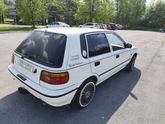 Toyota Corolla e 9 - 3