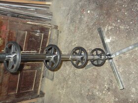 Stojan na kola-Tyre stand na 4 kompletní kola - 3