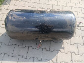 Vzduchojem obsah 100L - 3