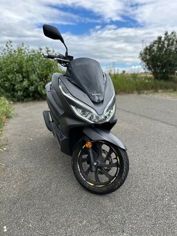 Honda PCX 125 2020 s ABS - 3