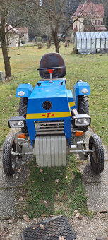 Malotraktor s přívěsem - 3