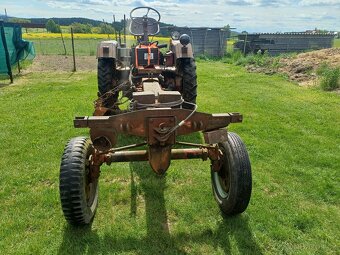Traktor RS-09 - 3