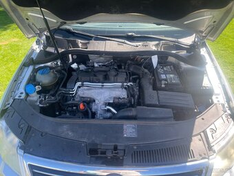Prodám passat b6 rv 2006 2.0 125 kw BMR - 3