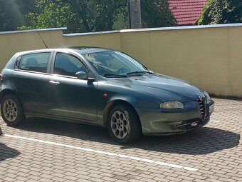 Alfa Romeo 147 - 3