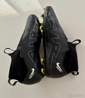 Fotbalove tretry Nike air vel. 38,5 - 3