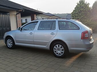Octavia II - 1.4TSI - REZERVACE -Facelift- ELEGANCE Klima - 3