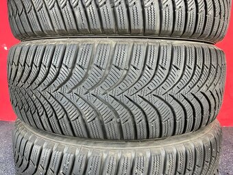 215/65 R16 98 H ZIMNÍ Hankook Winter icept RS2 - 3