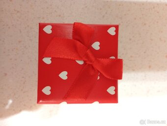 Luxusní stříbrné naušnice s tmavě modrými zirkony - 3