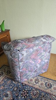 Pohodlné křeslo - ušák, v dobrém stavu. - 3