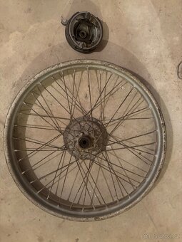 Přední kolo Jawa 550 pařez - 3