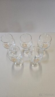 Elegantní sklenice na víno - 3