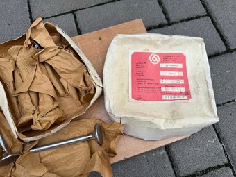 Volha Gaz 21, Gaz 24, nové originální ventily - 3