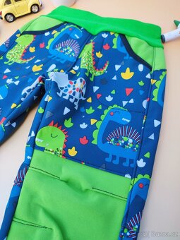 Dětské softshellové kalhoty dinosauři vel.104 - 3