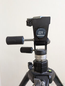 Profi stativ Manfrotto 075B a hlava 029 - 3