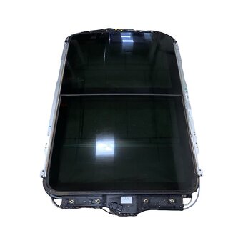 Panoramatické střešní okno 3AF877041 VW Passat B7 kombi 2012 - 3