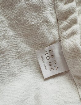 Zara Home přehoz s povlaky na polštáře - 3