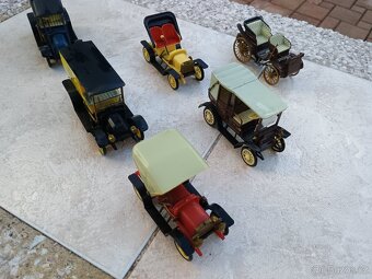 Modely autíček historické - 3
