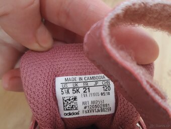 Snikersy značky Adidas, rozměr 21 - 3