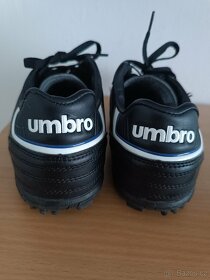 Turfy Umbro vel. 38 - 3