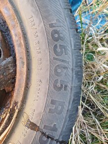 185/65 R15 - 3