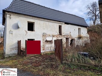 Dvoupatrový dům s podkrovím a zahradou, 3km od K.Hory - 3