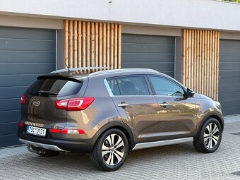 Kia Sportage 2.0CRDI 4x4, Automat , Top výbava, serviska - 3