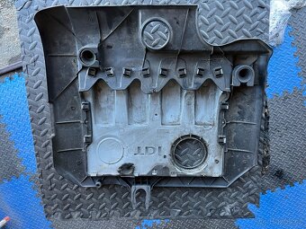 Vw tdi 77kw kryt motoru - 3