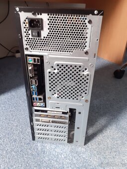 Prodám PC sestavu bez disku - 3