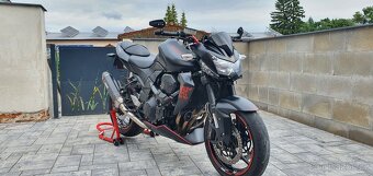 Kawasaki Z750R - 3