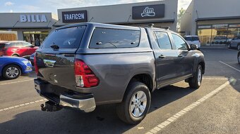 Toyota Hilux 2.4 - 3