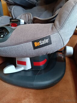 BESAFE Autosedačka iZi Comfort X3 (9-18 kg) - 3