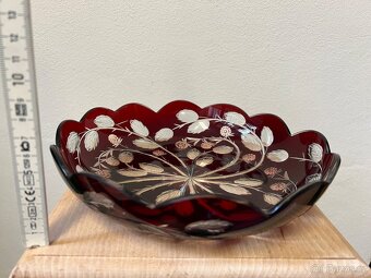 Starožitné broušené české rubínové křišťálové sklo - 3