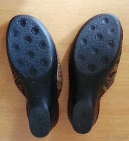 dámské kvalit.domácí pantofle na klínu, vel. 39 - 3