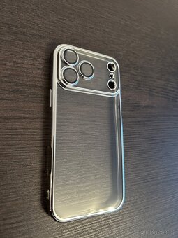 iPhone 17 pro max - 3