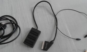 Kabeláže Mix SCART a CINCH , cena za vše - 3