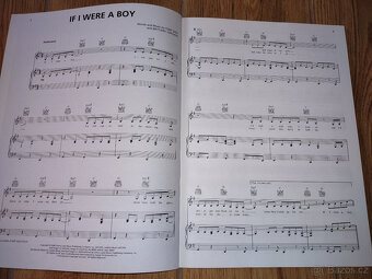 BEYONCE - I AM - noty klavír/zpěv/kytara - 3