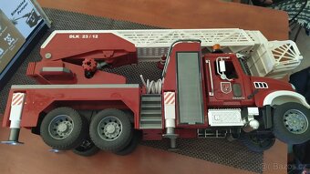 Hasičské auto RC model MACK 1)20 - 3