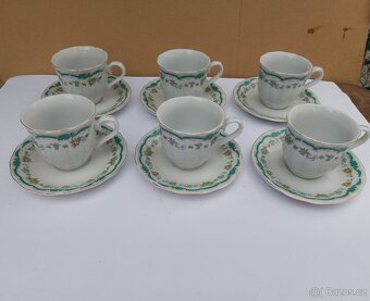 Porcelánové šálky s podšálky - 3