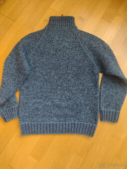 CHLAPECKÝ SVETR - vel. S - 3