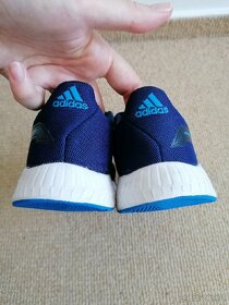 Tmavě modré sportovní boty Adidas na tkaničky, v 35 - 3