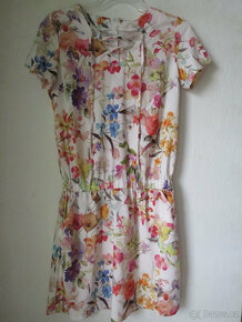Dámské letní květované šaty s kapsami - 3