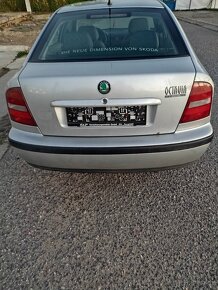 Škoda Octavia 1  zadní naraznik a jiné dily, - 3