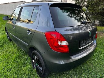Škoda Fabia 1.4 Benzin 63/KW Rok v.:2011/4 - 3