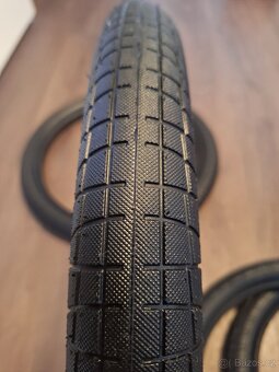 Pláště na koloběžku 20" a 16" Innova originál nové Yedoo - 3